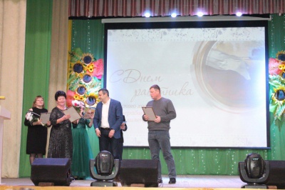 Специалисты Тулунской СББЖ получили награды мэра района